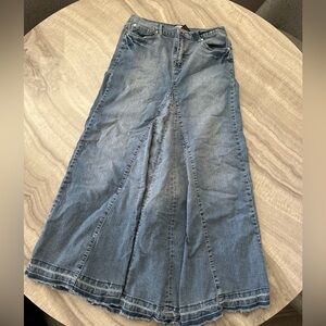 Vintage y2k blue maxi denim skirt size M